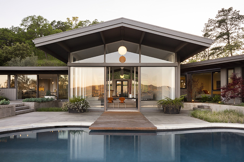 Luxury house featured by Luxuo Thailand -- The Luxury Lifestyle Curator