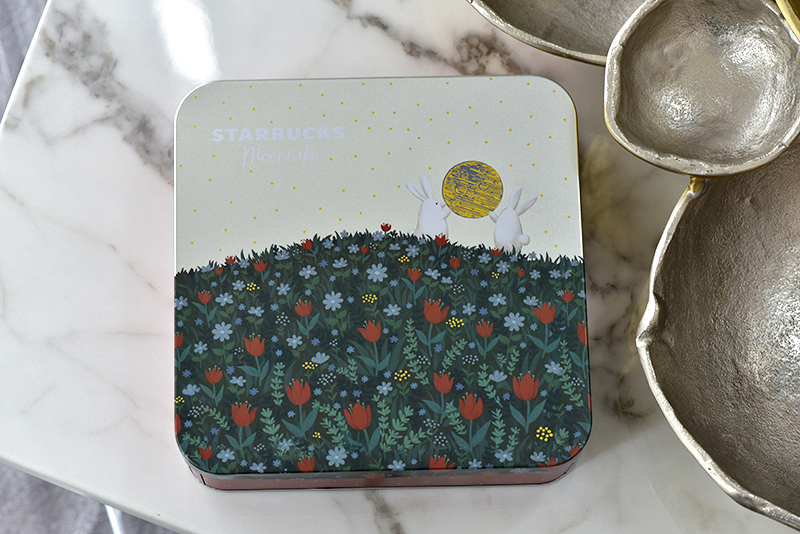 Luxury mooncakes featured by Luxuo Thailand -- The Luxury Lifestyle Curator 