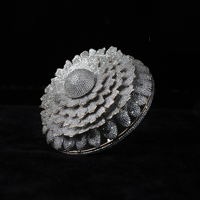 Luxury jewellery featured by Luxuo Thailand -- The Luxury Lifestyle Curator