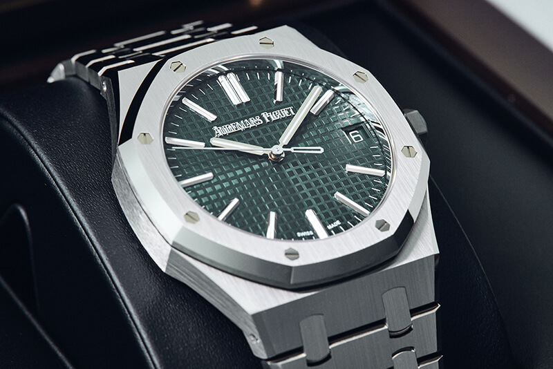 Luxury watch featured by Luxuo Thailand -- The Luxury Lifestyle Curator