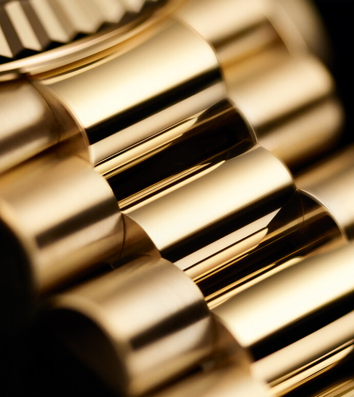 Luxury watch featured by Luxuo Thailand -- The Luxury Lifestyle Curator